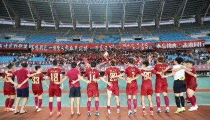 欧冠高清直播-打脸！淄博蹴鞠自宣已获中甲资质后 队员发信讨薪